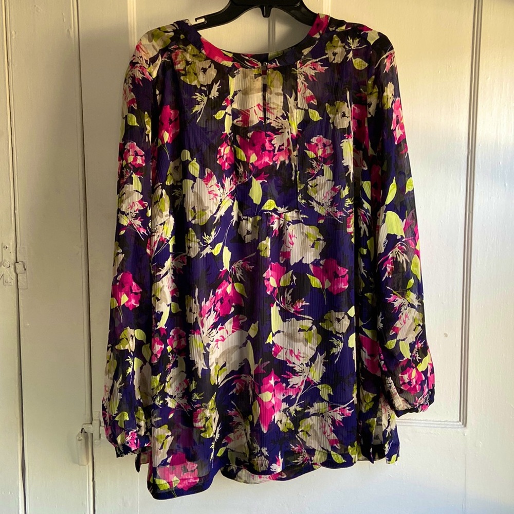 Floral Liz Claiborne blouse with tank top, like new
